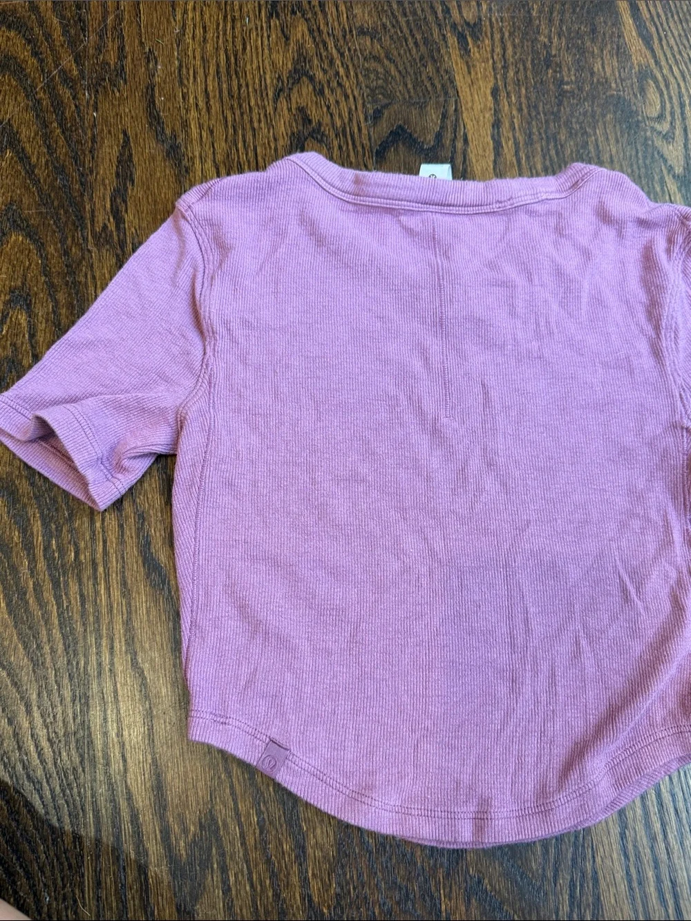 Lululemon women’s size 0 dusty pink top